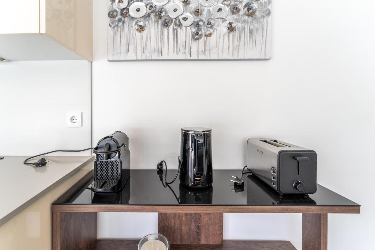 T2 Freedom Apartment